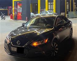 نيسان ألتيما